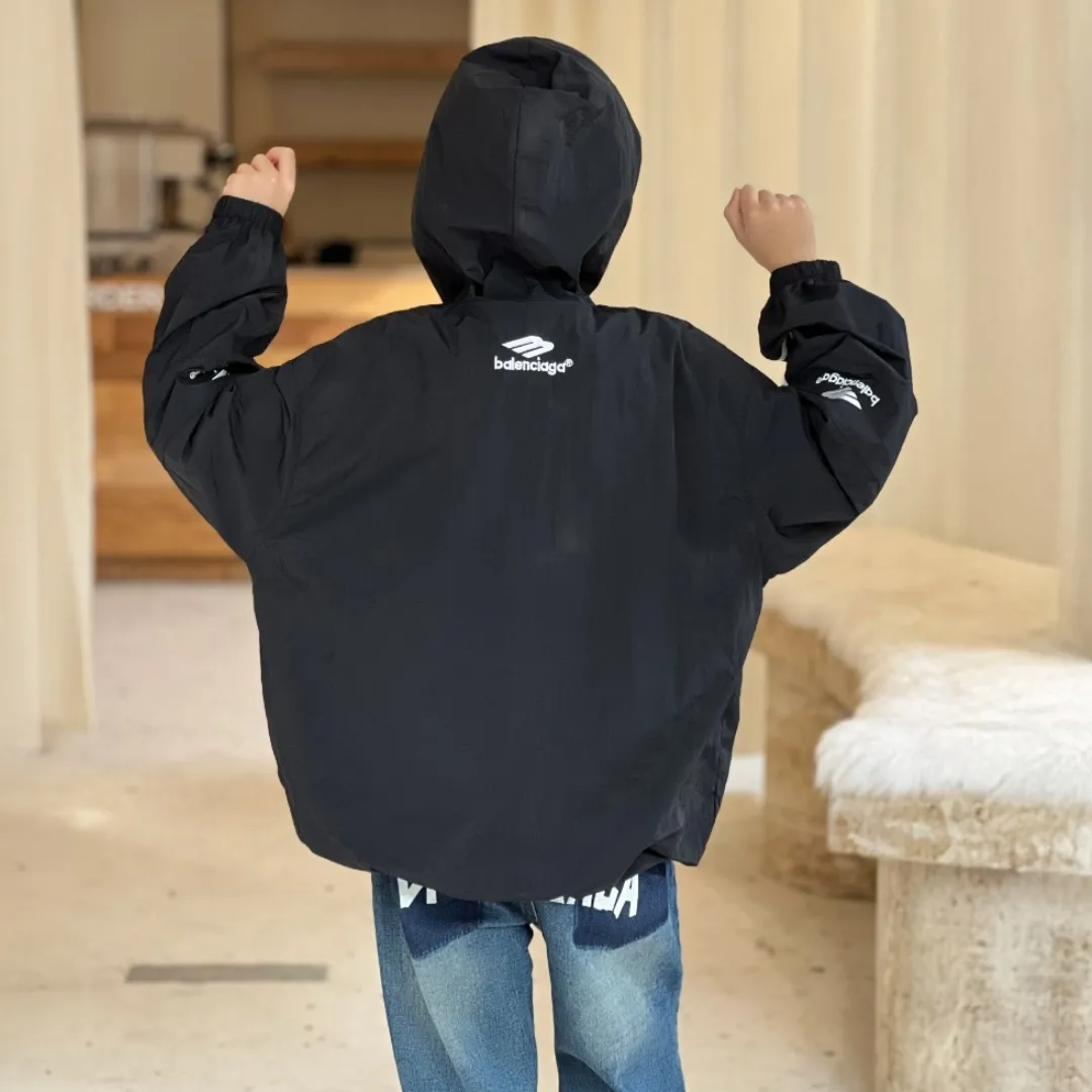 【100-165cm】コーデしやすい 着るだけでおしゃれ カッコイイ 合わせやすい 男の子 アウター