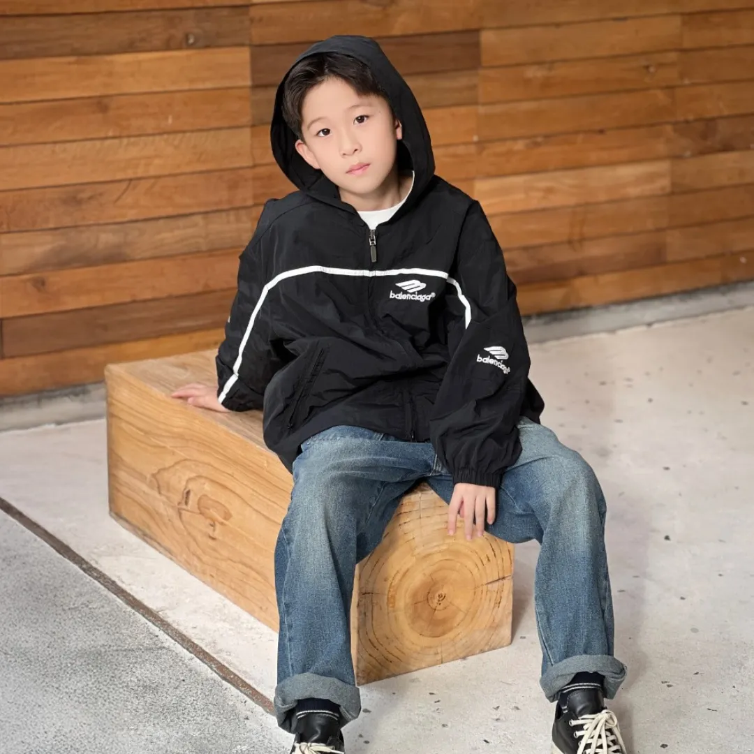 【100-165cm】コーデしやすい 着るだけでおしゃれ カッコイイ 合わせやすい 男の子 アウター