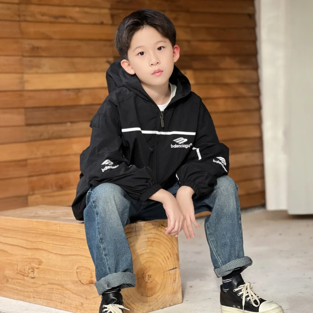 【100-165cm】コーデしやすい 着るだけでおしゃれ カッコイイ 合わせやすい 男の子 アウター