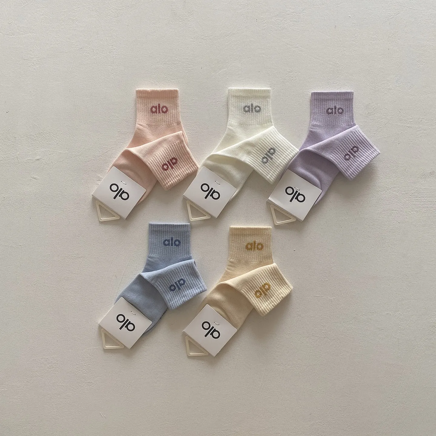 ５足セット スポーツ・運動用 カラフル ストリート風 肌にやさしい キッズ ソックス