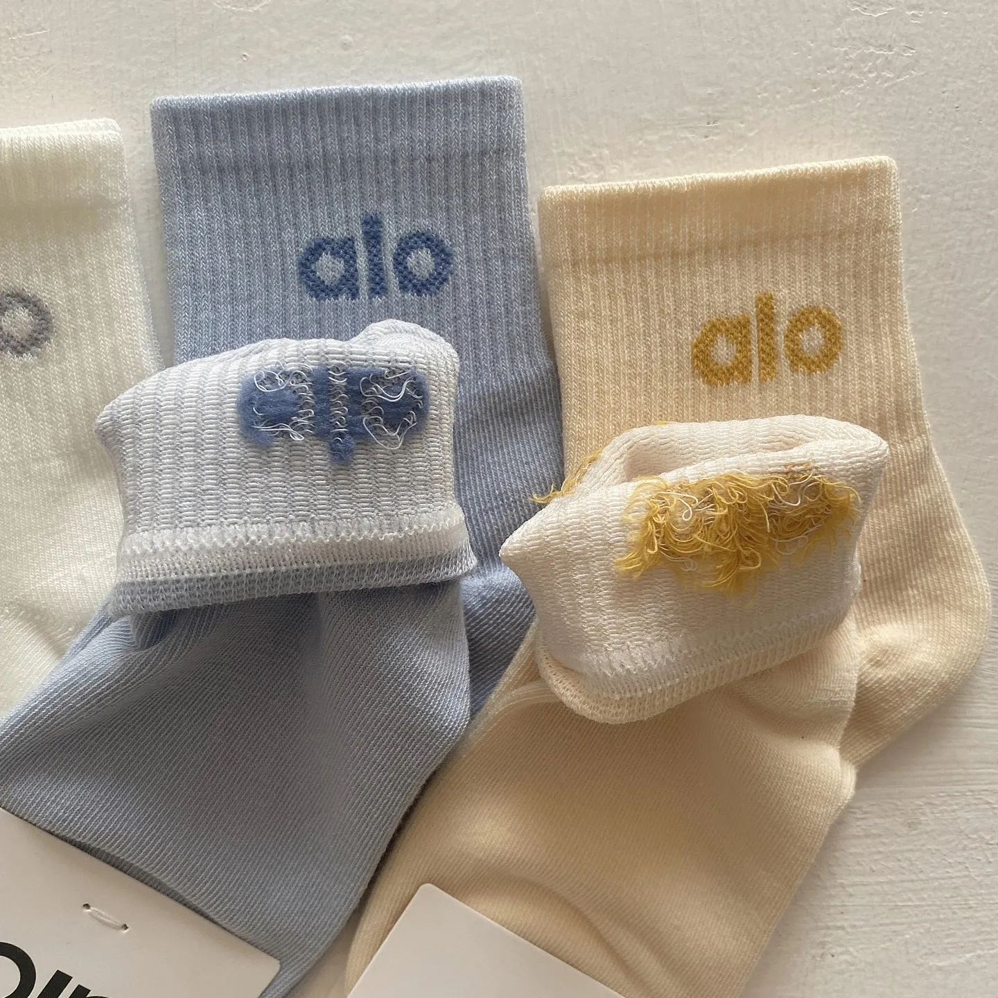 ５足セット スポーツ・運動用 カラフル ストリート風 肌にやさしい キッズ ソックス