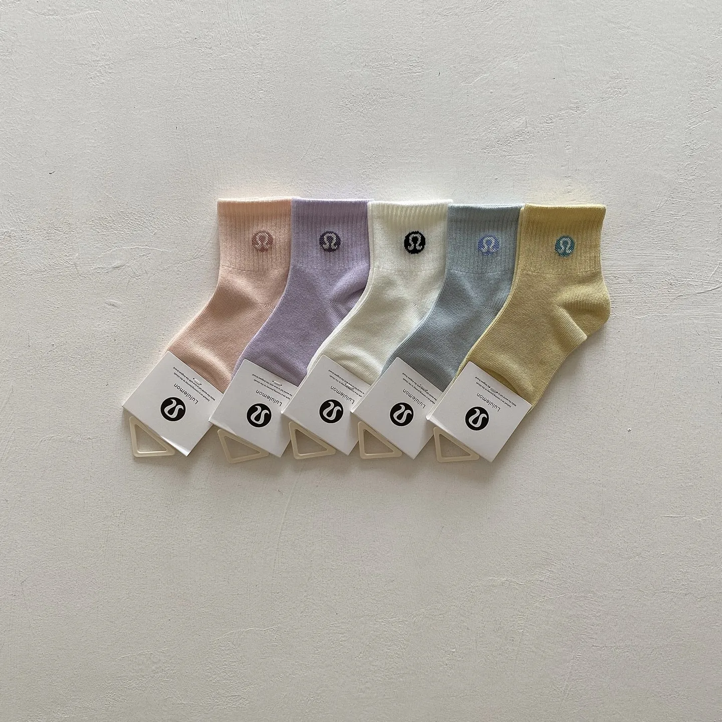 ５足セット オールシーズン対応 カラフル シンプル 通気性 キッズ ソックス