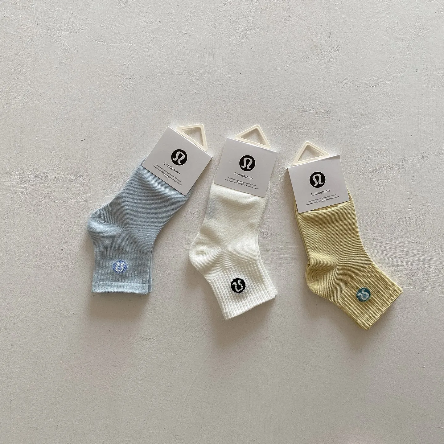 ５足セット オールシーズン対応 カラフル シンプル 通気性 キッズ ソックス