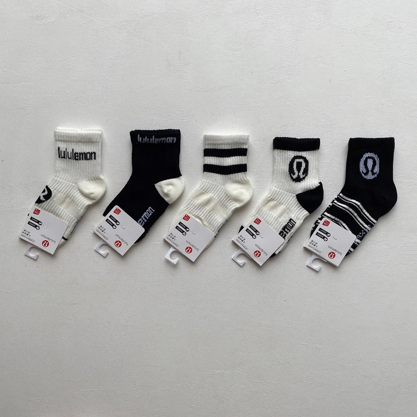 ５足セット スポーツシーン ムレにくい 伸縮性あり 通気性 キッズ ソックス