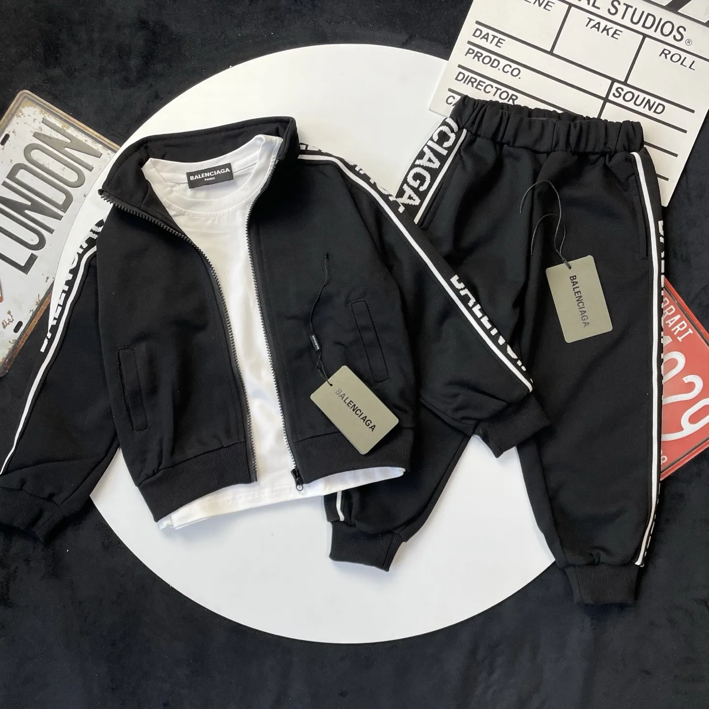 【90-150cm】旬カラーで今っぽい 毎日コーデに活躍 着回し力抜群 合わせやすい アウター 長袖Tシャツ パンツ