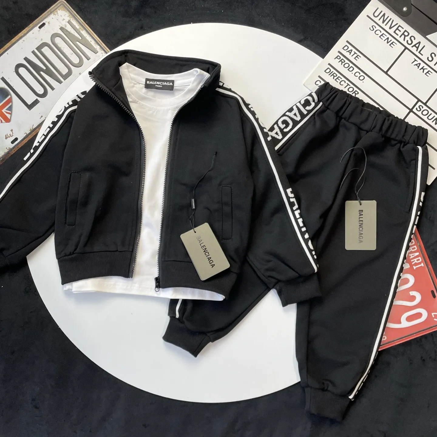 【90-150cm】旬カラーで今っぽい 毎日コーデに活躍 着回し力抜群 合わせやすい アウター 長袖Tシャツ パンツ