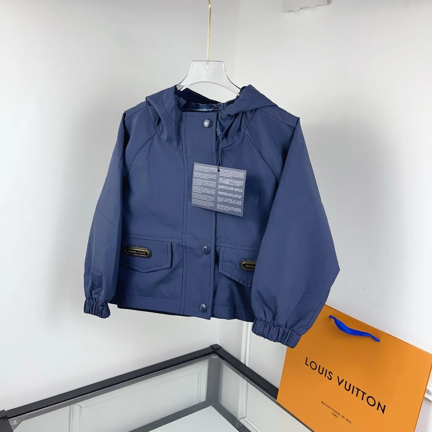 【110-160cm】おしゃれ感アップ 子どもらしさ満載 一枚で決まる カジュアル 合わせやすい アウター