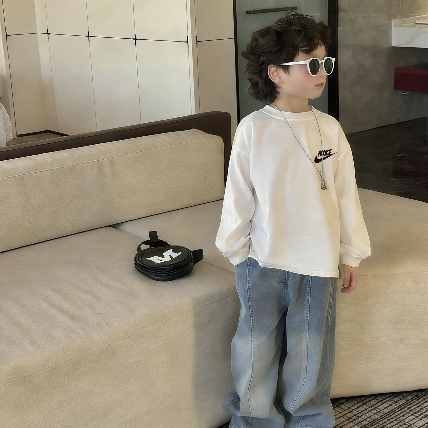 【90-160cm】肌に優しい素材 軽やかな着心地 おしゃれ感アップ 合わせやすい 男の子 長袖 Tシャツ