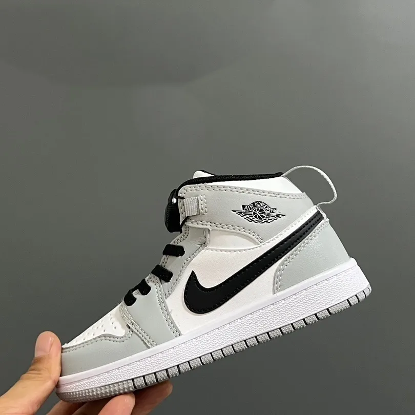 【22-37.5】韓国風デザイン さりげなくおしゃれ 上品かわいい 多色選べる 履きやすい スニーカー