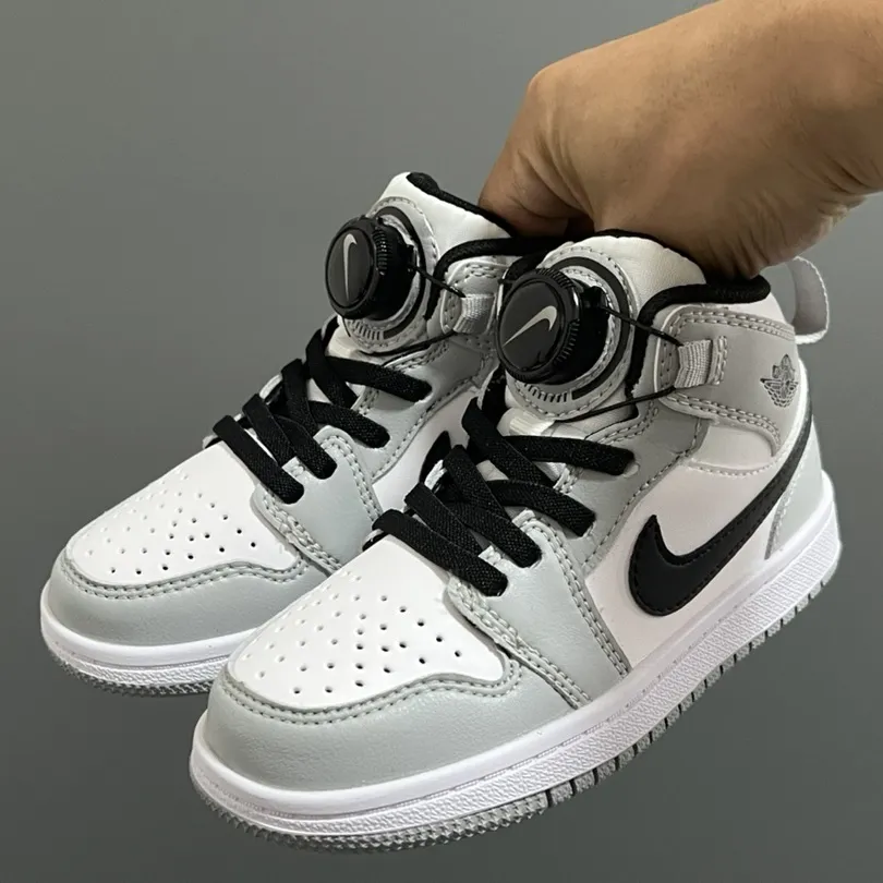 【22-37.5】韓国風デザイン さりげなくおしゃれ 上品かわいい 多色選べる 履きやすい スニーカー