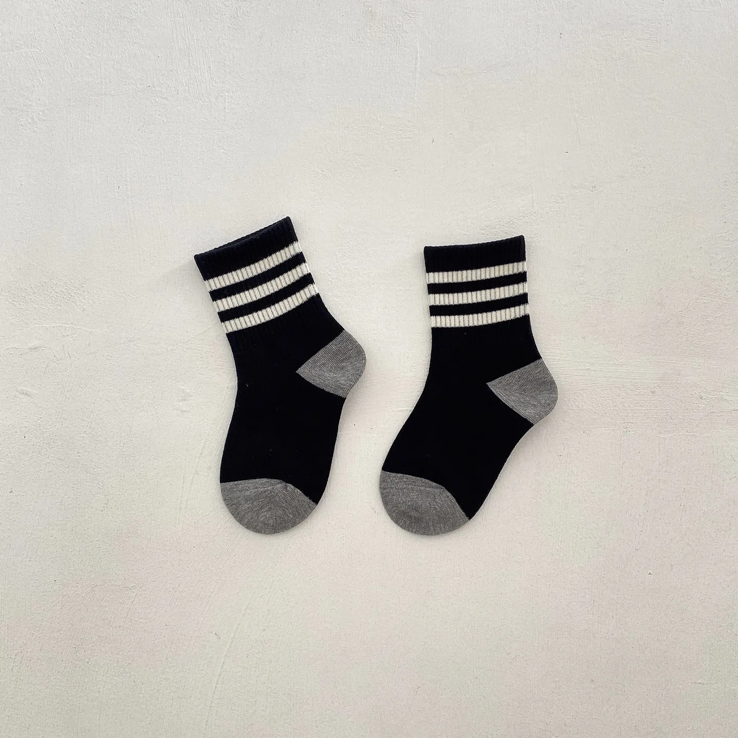 5足セット オールシーズン対応 通気性 しっかりフィット カジュアル キッズ ソックス