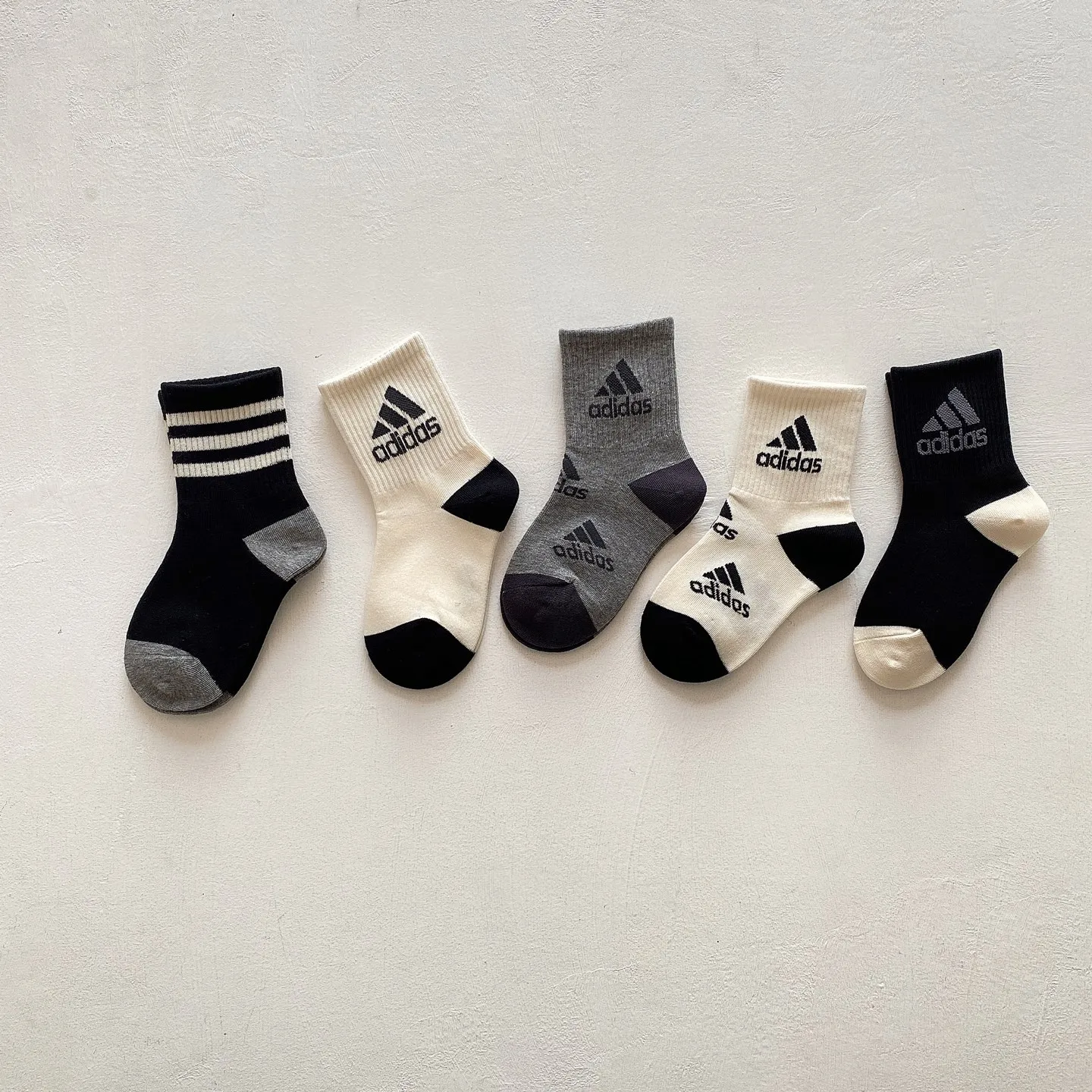 5足セット オールシーズン対応 通気性 しっかりフィット カジュアル キッズ ソックス