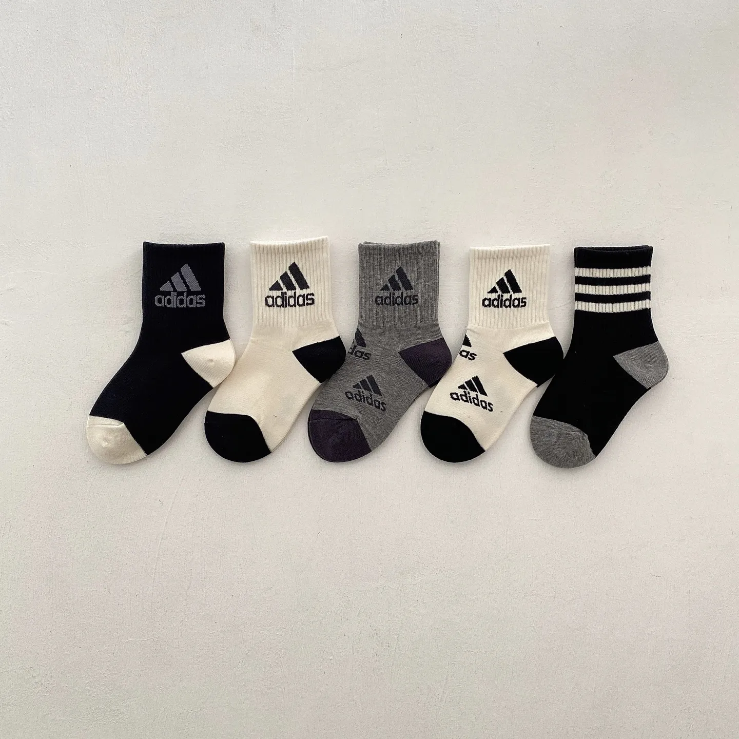 5足セット オールシーズン対応 通気性 しっかりフィット カジュアル キッズ ソックス