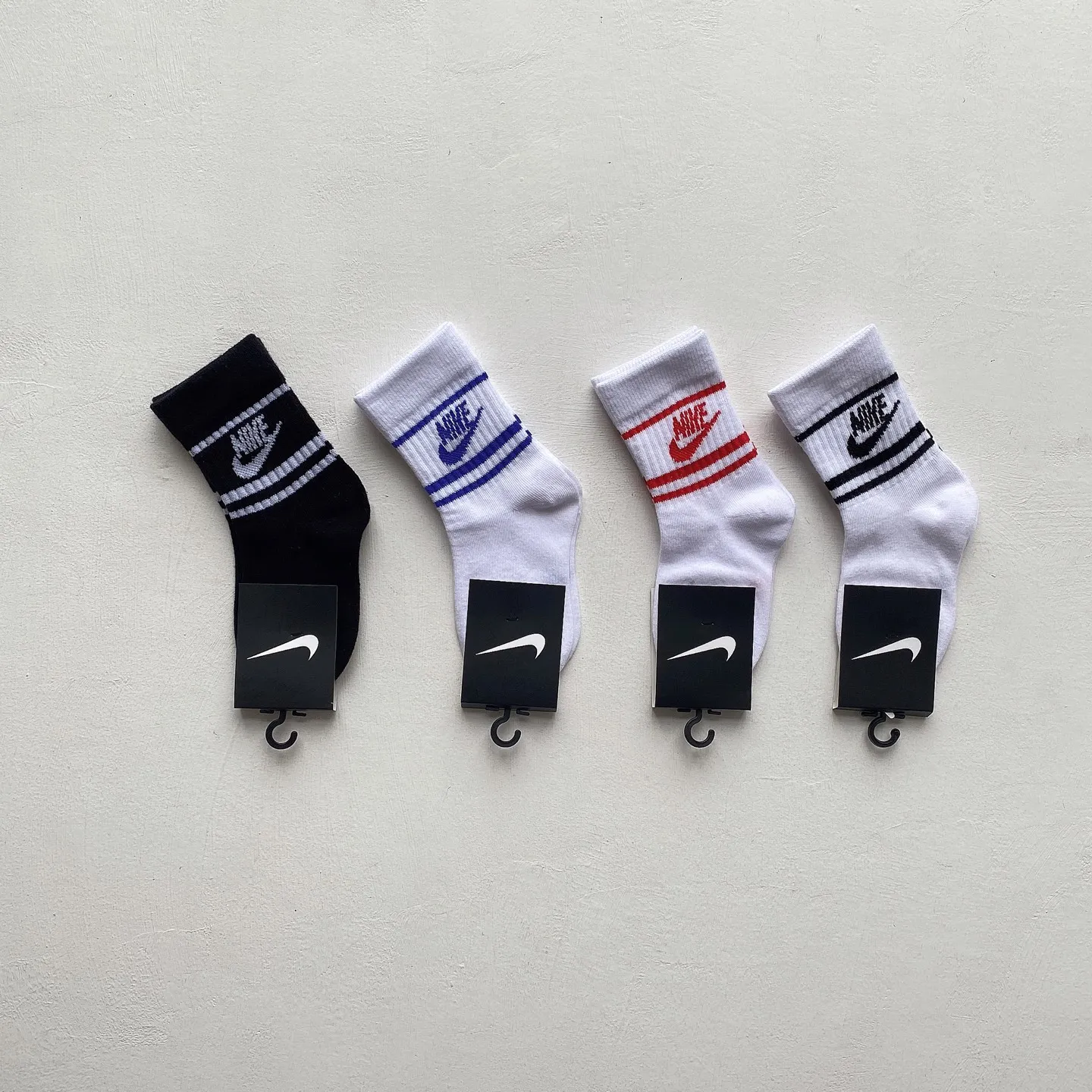 4足セット デイリー使い スポーティー ベーシック 吸汗性あり キッズ ソックス