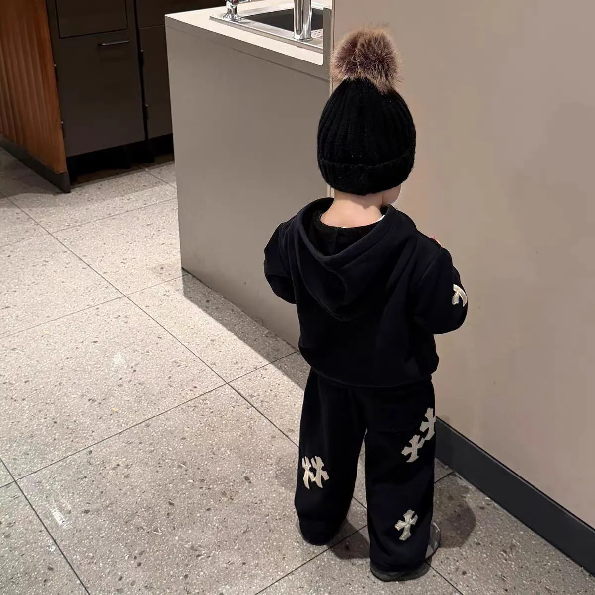 【90-150cm】モード感がある やさしい風合い 着回し力抜群 二色選べる パーカー＋パンツ セットアップ