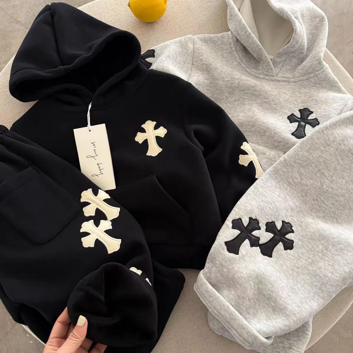 【90-150cm】モード感がある やさしい風合い 着回し力抜群 二色選べる パーカー＋パンツ セットアップ