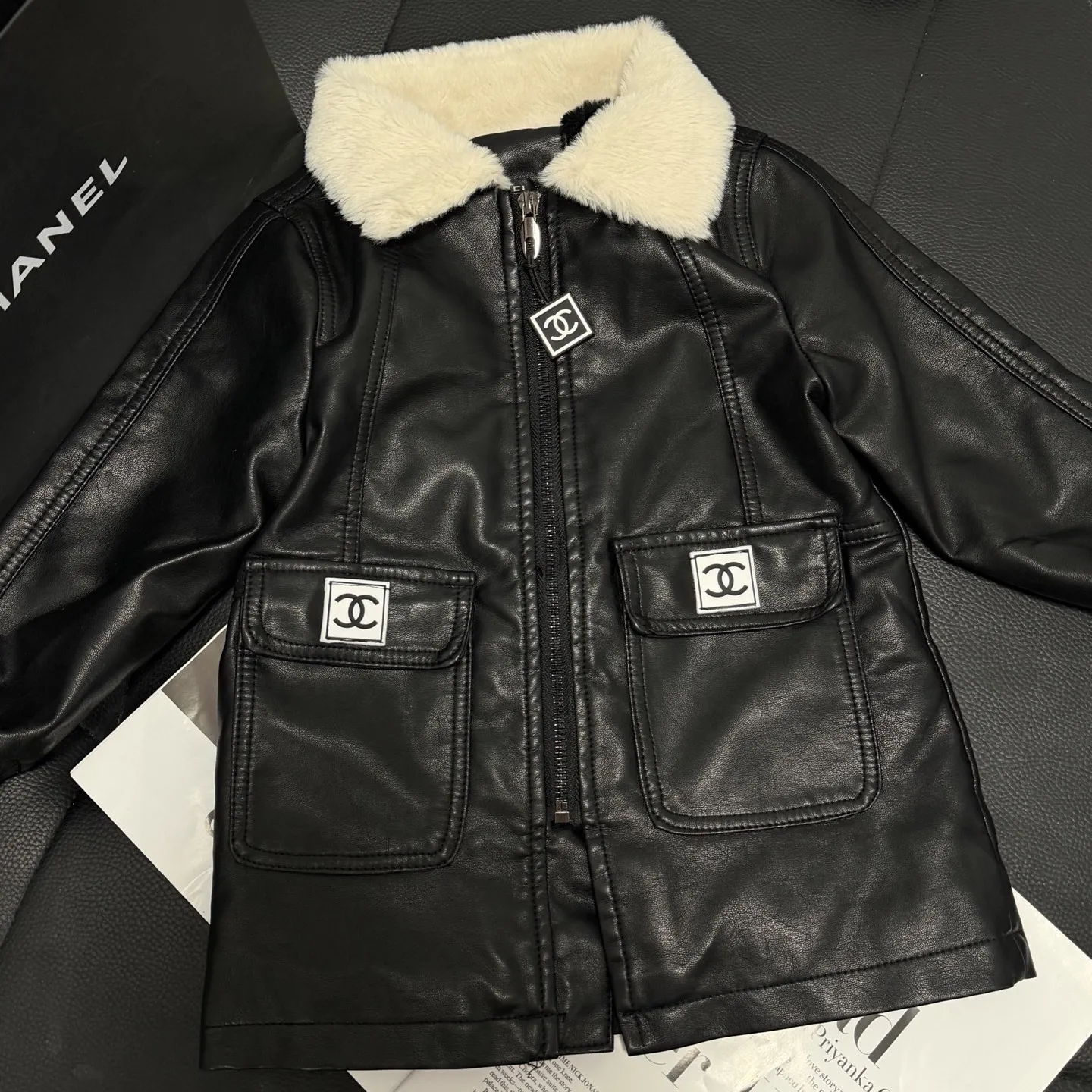 【80-160cm】子ども服らしい可愛さ 旬のデザイン 子どもウケ抜群 カジュアル 合わせやすい アウター