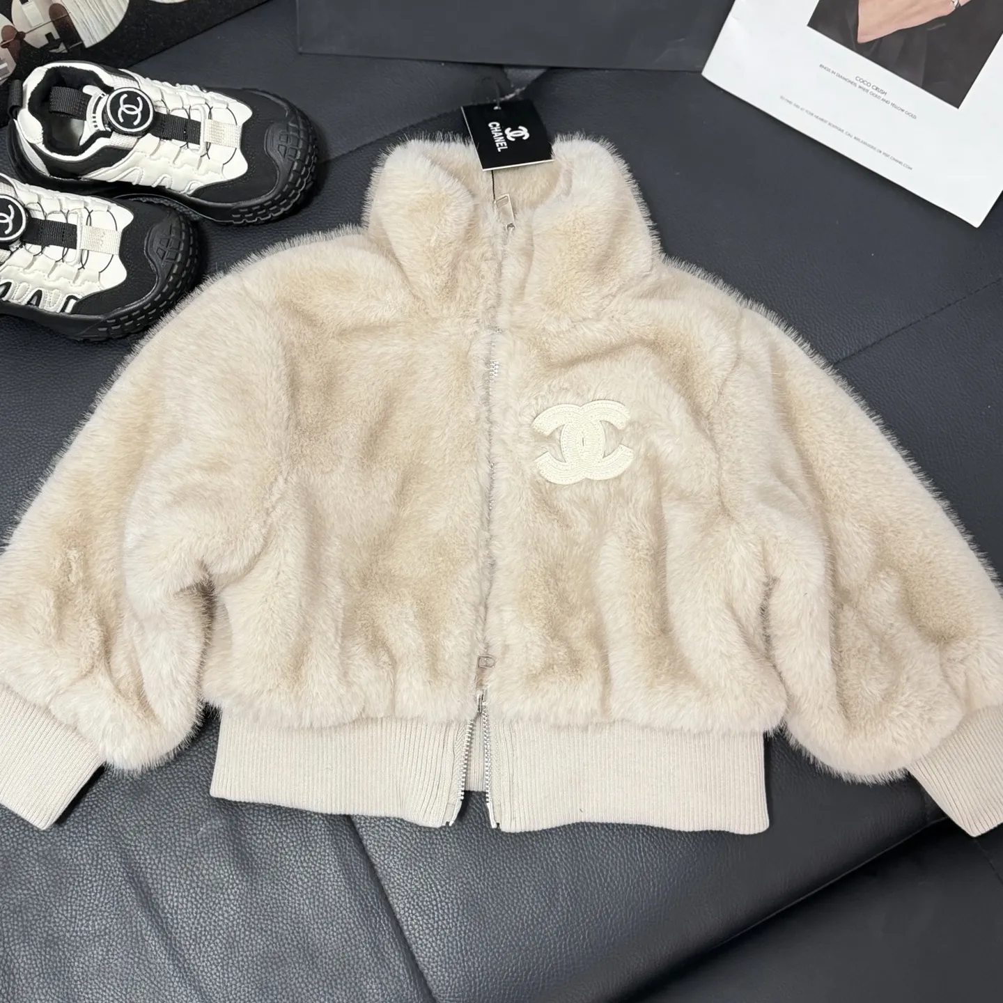 【90-150cm】トレンドカラー使用 コーデの主役 写真映え抜群 カジュアル 合わせやすい アウター