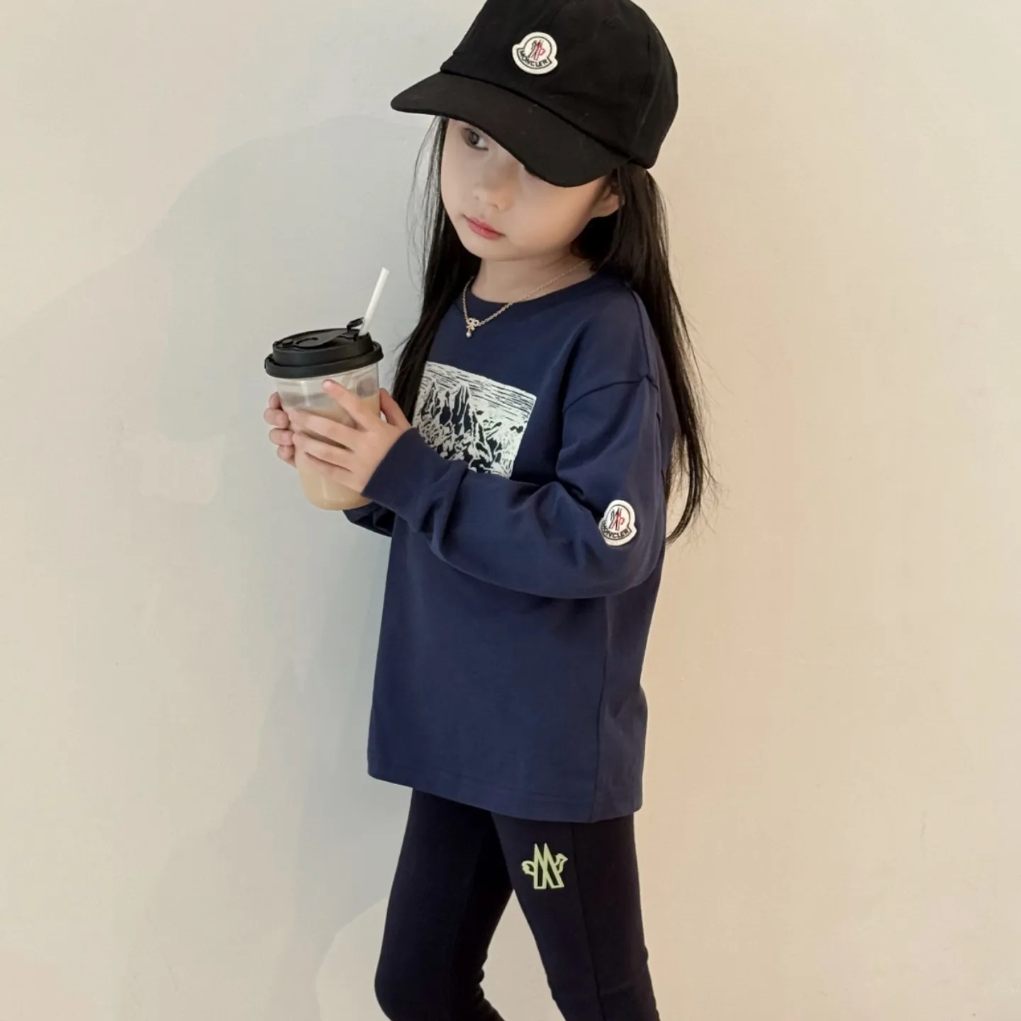 【100-160cm】上品な抜け感 抜群の着回し力 オシャレ度高め 合わせやすい アウター 長袖 Tシャツ パンツ