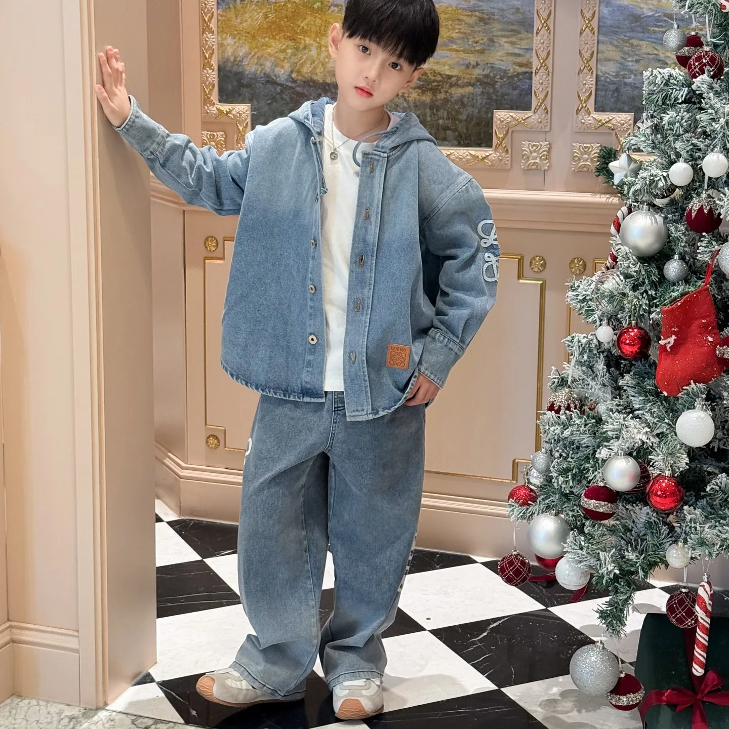 【100-160cm】毎日着たくなる 高見えデザイン 今季大注目 合わせやすい アウター 長袖 Tシャツ パンツ