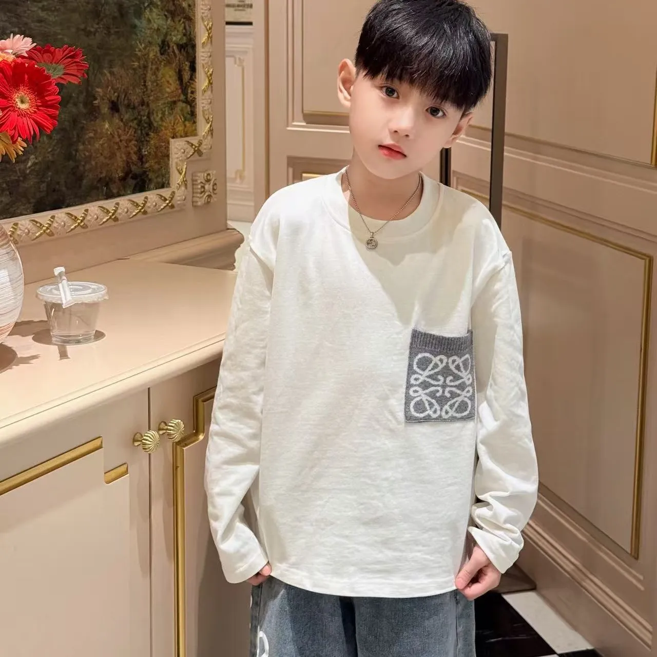 【100-160cm】毎日着たくなる 高見えデザイン 今季大注目 合わせやすい アウター 長袖 Tシャツ パンツ