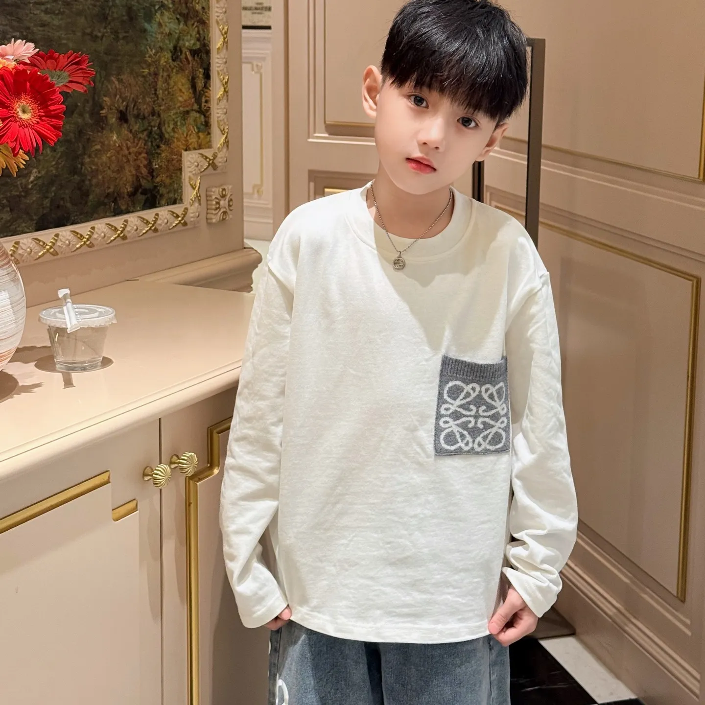 【100-160cm】毎日着たくなる 高見えデザイン 今季大注目 合わせやすい アウター 長袖 Tシャツ パンツ