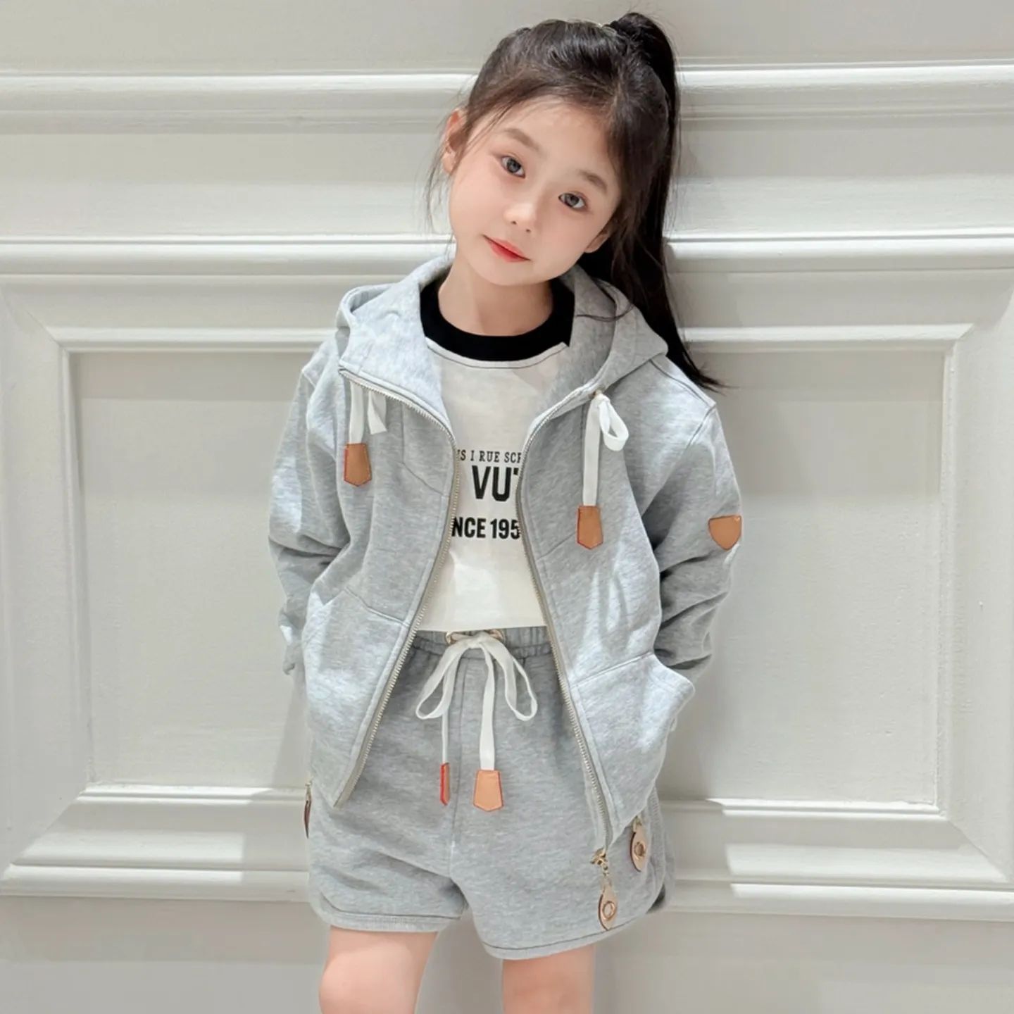 【100-160cm】モード感のある 高級感のある 上質カジュアル 合わせやすい 女の子 アウター 長袖 Tシャツ ショートパンツ