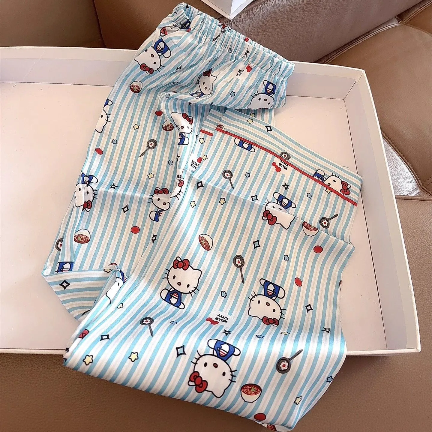 【90-160cm】高品質素材使用 軽くてやわらかい おしゃれ感アップ カジュアル 肌触りいい 女の子 セットアップ パジャマ