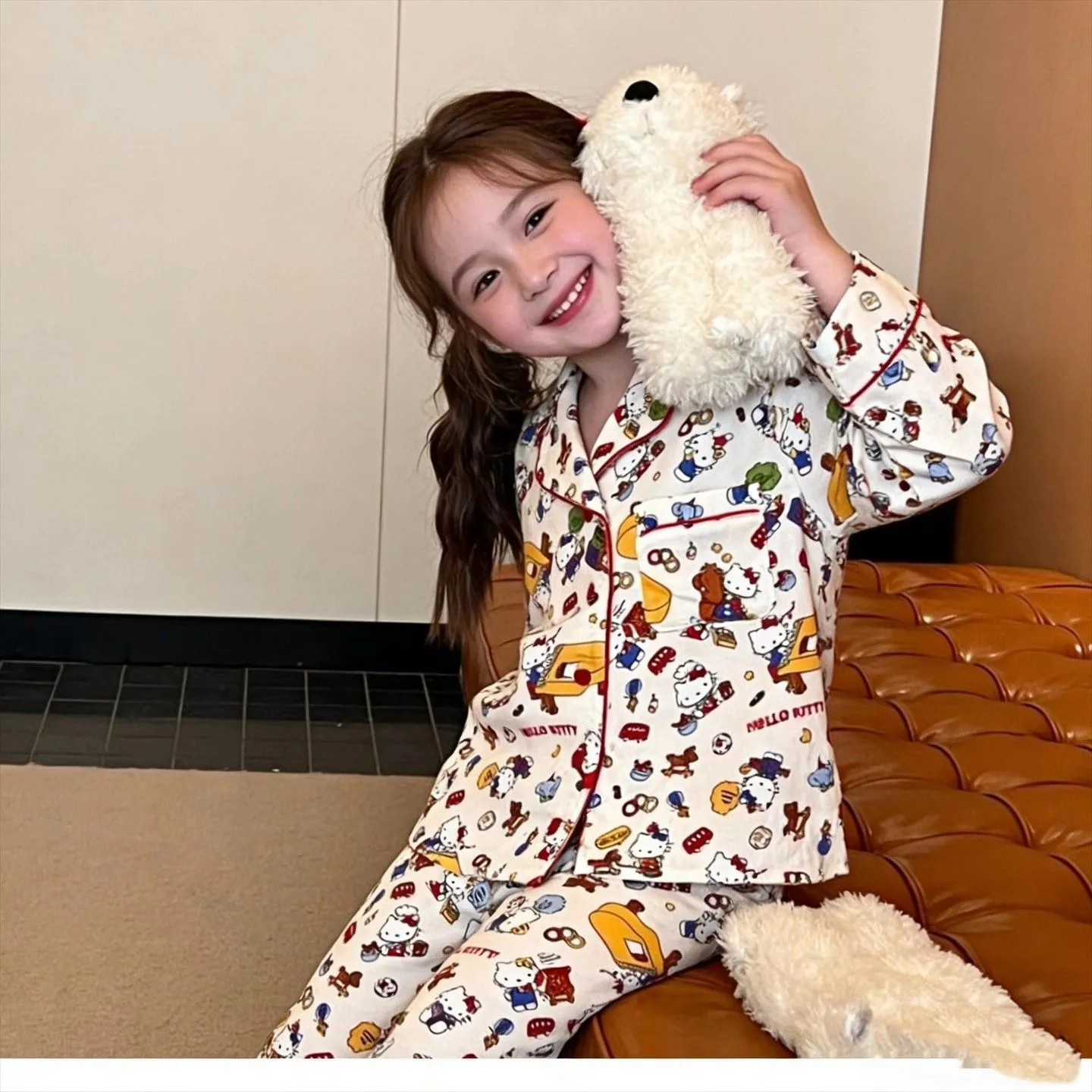 【100-160cm】子どもらしさ満載 今季大注目 肌触りいい カジュアル 柔らかい素材 女の子 セットアップ パジャマ　