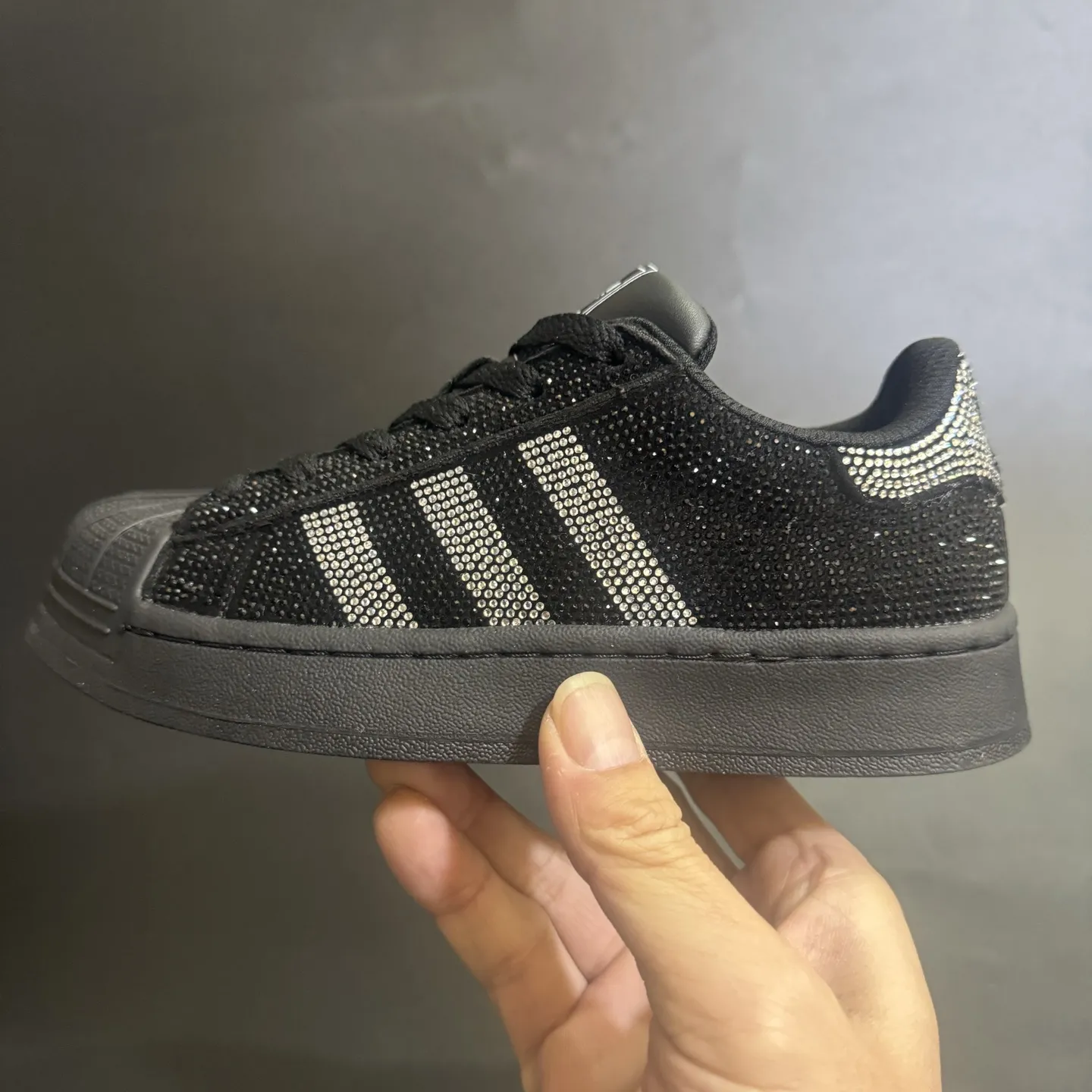 【26-37】おしゃれ感たっぷり 上品かわいい 韓国風デザイン 履きやすい 合わせやすい スニーカー