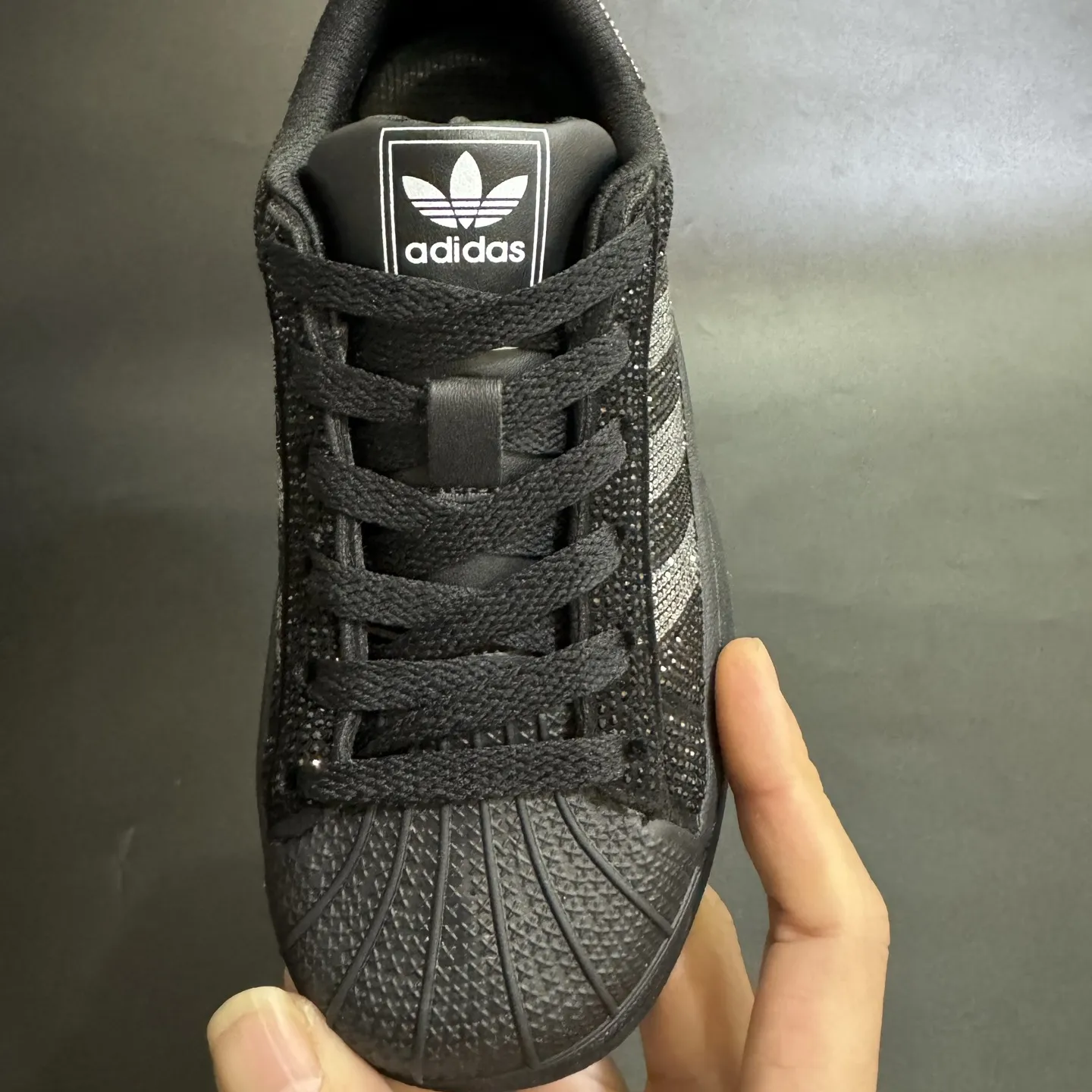 【26-37】おしゃれ感たっぷり 上品かわいい 韓国風デザイン 履きやすい 合わせやすい スニーカー