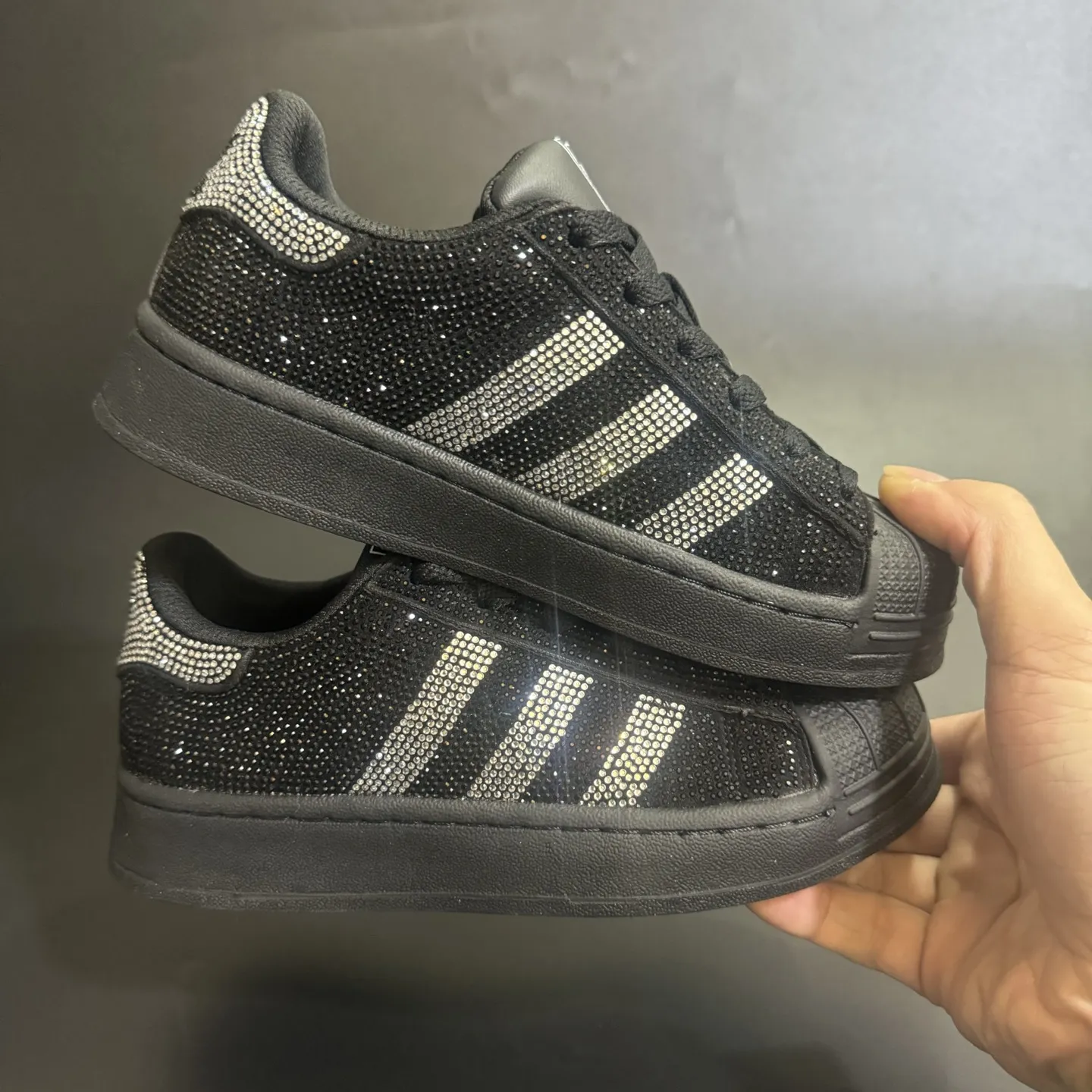 【26-37】おしゃれ感たっぷり 上品かわいい 韓国風デザイン 履きやすい 合わせやすい スニーカー