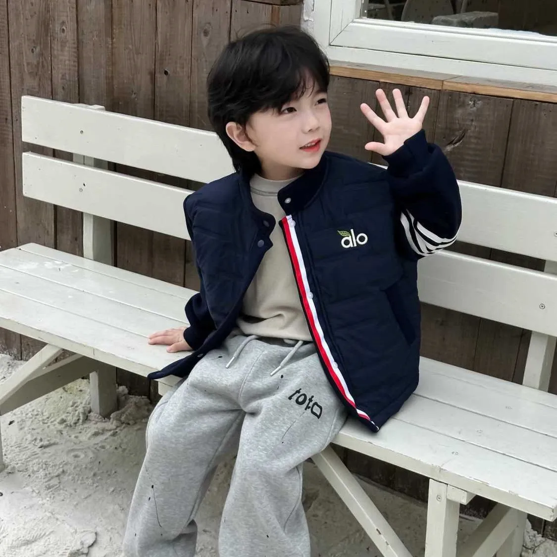 【120-170cm】おしゃれ見え デザイン性 季節感たっぷり カジュアル 二色選べる 合わせやすい アウター