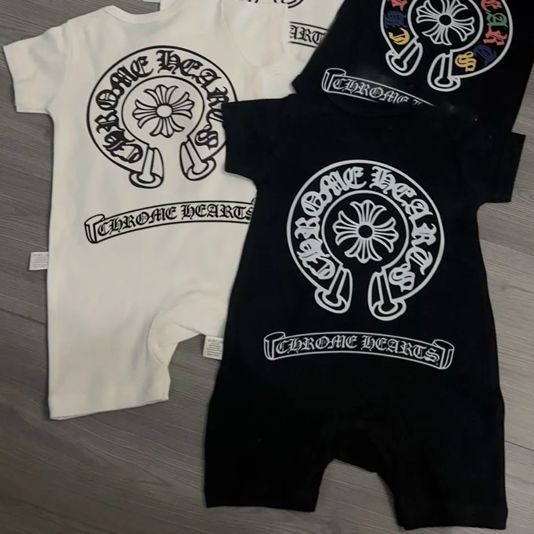 【52-100cm】絶対欲しい 爆売れ中 着心地抜群 カジュアル お出かけに ベビー 半袖 ロンパース