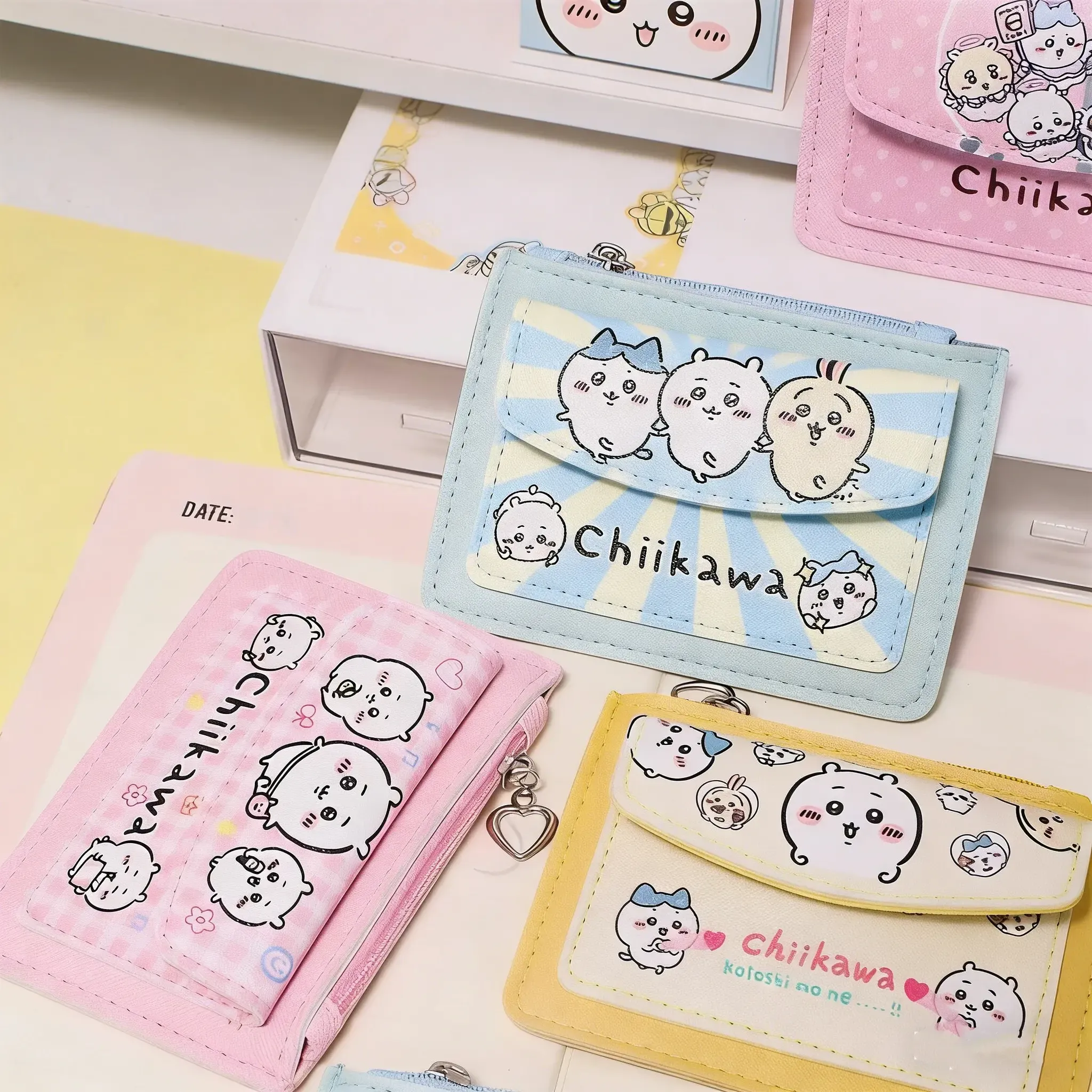 アニメ風 キャラクター 軽量設計 おすすめ 収納しやすい 多色展開 小銭入れ