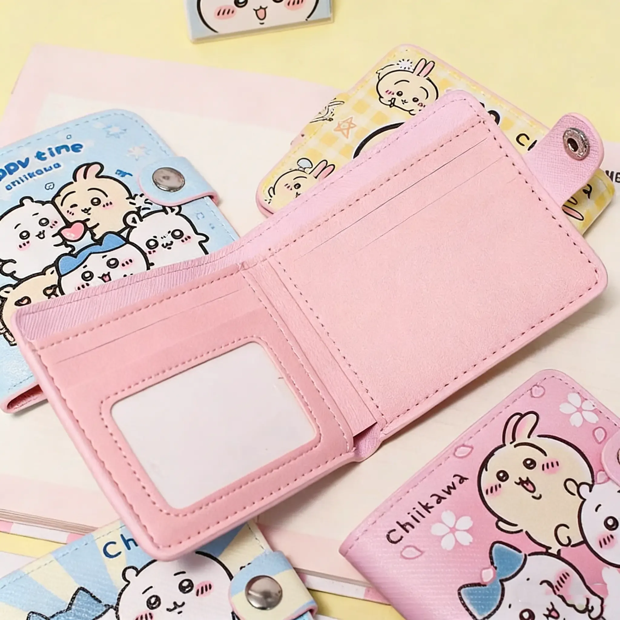 注目度急上昇 型設計 出し入れ簡単 収納効率良い コインケース