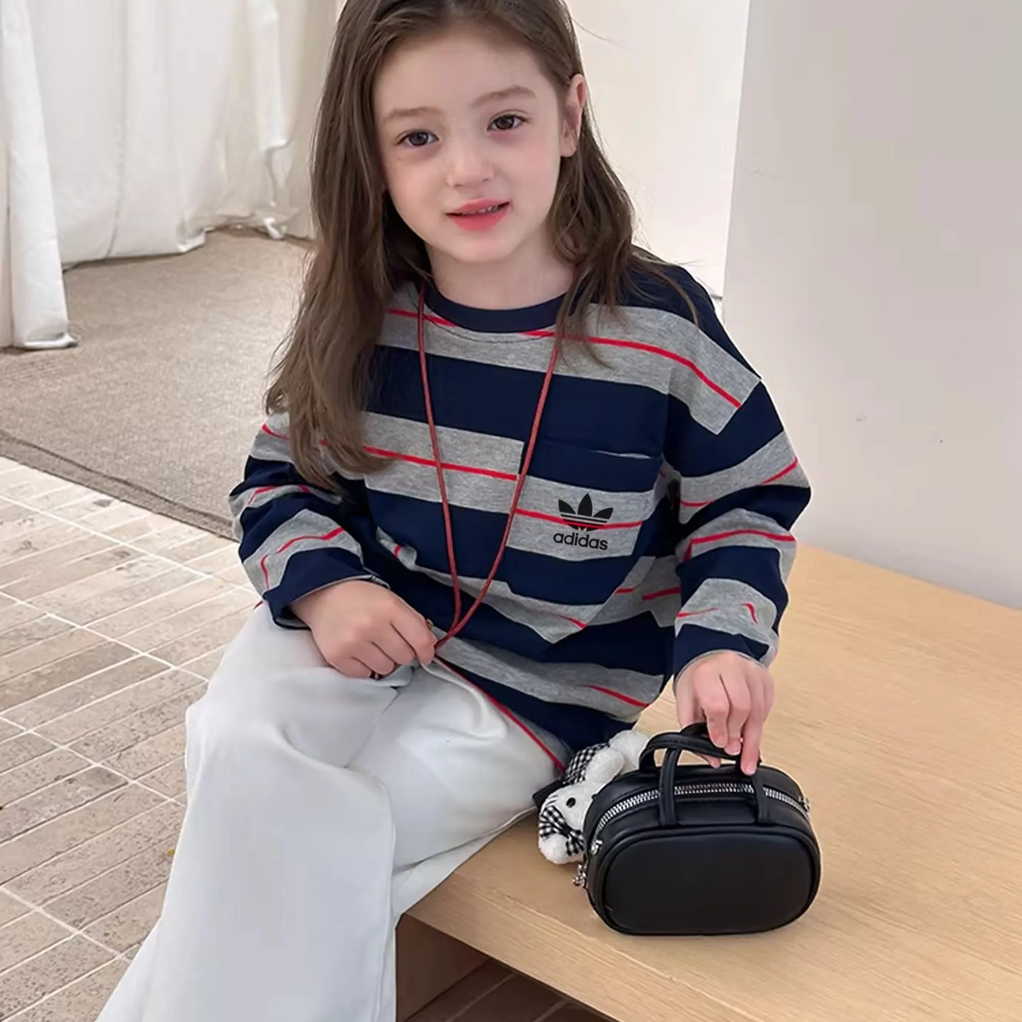 【80-150cm】ママたちに大好評 お気に入り おしゃれ カジュアル 女の子 長袖 Tシャツ