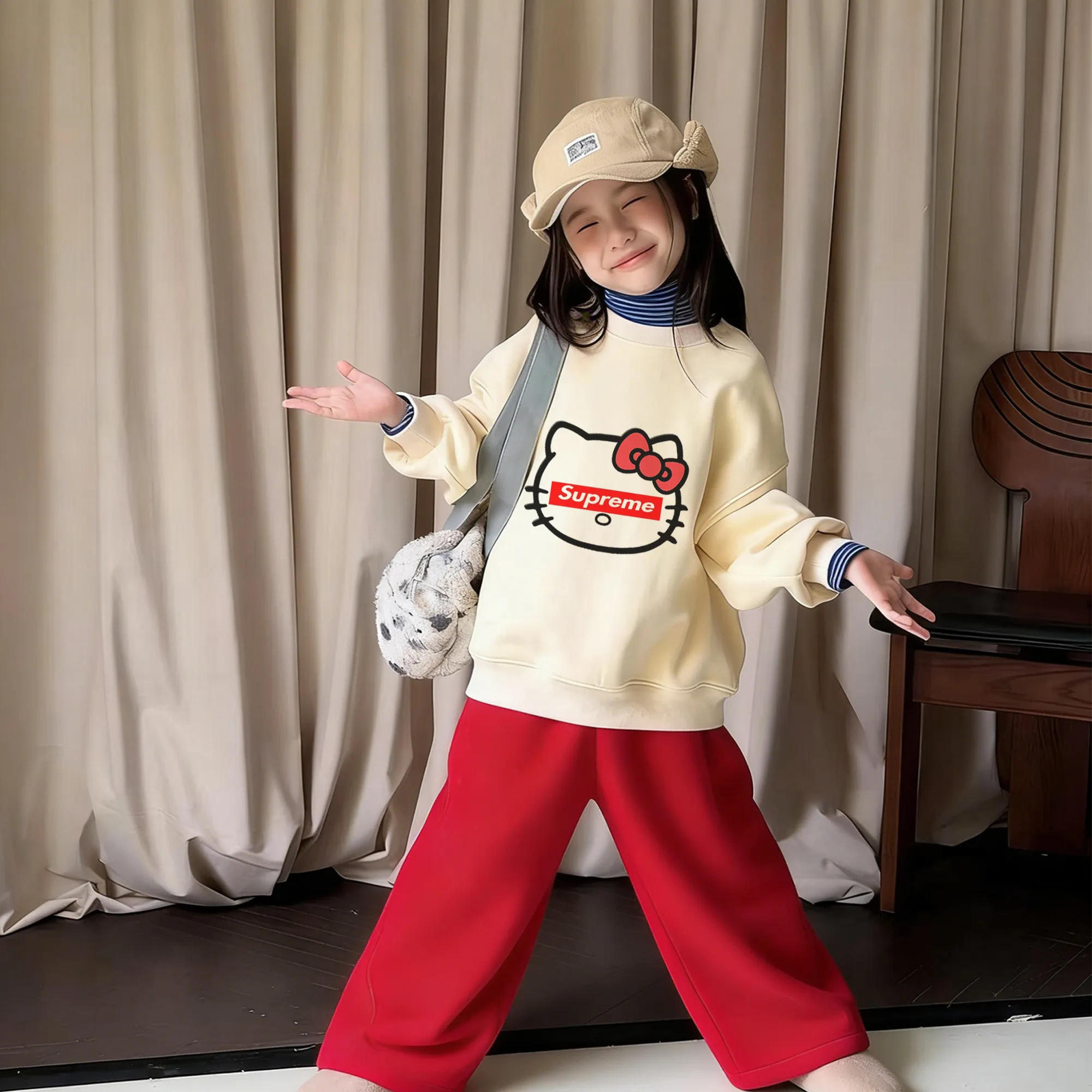 【90-160cm】毎日着たくなる 元気いっぱい おしゃれ カジュアル 女の子 トレーナー