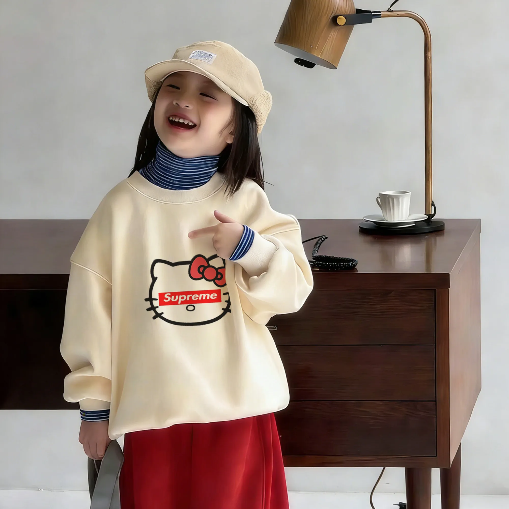 【90-160cm】毎日着たくなる 元気いっぱい おしゃれ カジュアル 女の子 トレーナー