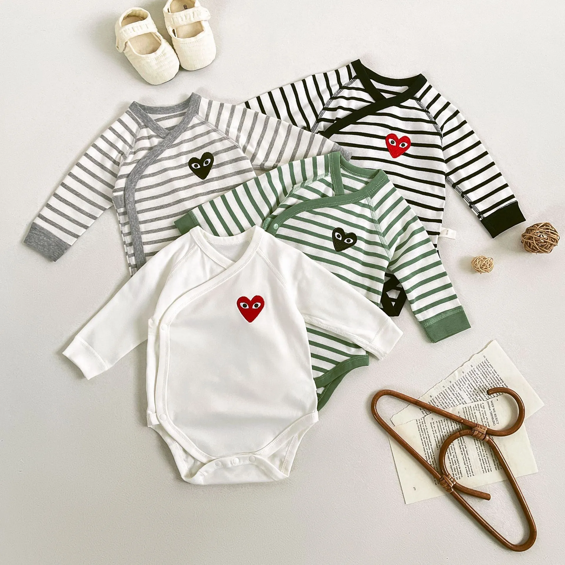 【66-90cm】動きやすいデザイン 肌にやさしい素材 毎日着たい 多色選べる ベビー服 ロンパース