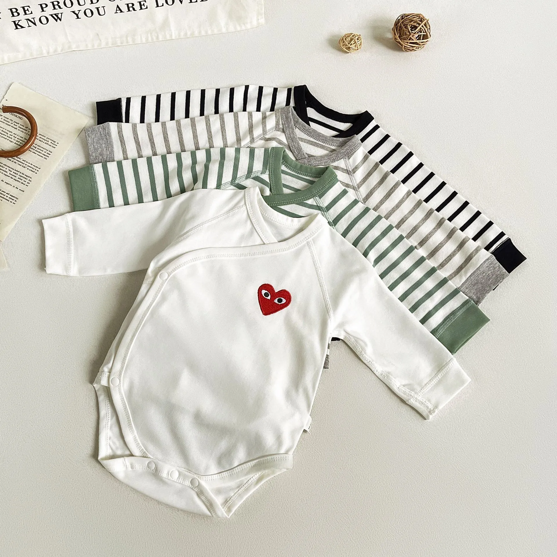 【66-90cm】動きやすいデザイン 肌にやさしい素材 毎日着たい 多色選べる ベビー服 ロンパース