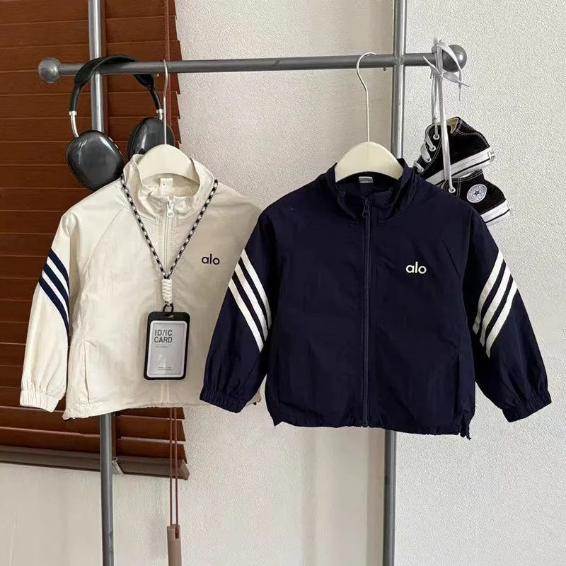 【90-140cm】今季おすすめ デイリー使いに最適 コーデしやすい カジュアル 二色選べる アウター