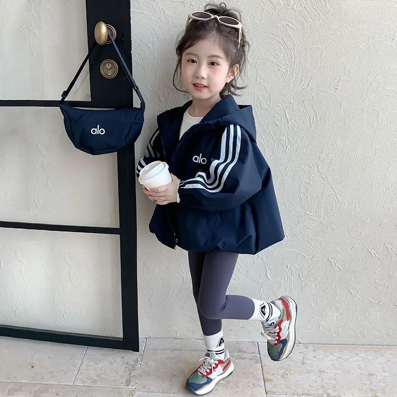 【100-140cm】やさしい色合い おしゃれキッズ コーデしやすい カジュアル 合わせやすい 女の子 アウター