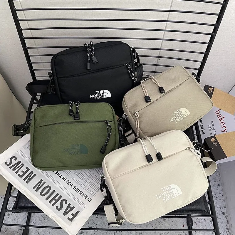 プレゼントに選ばれる 日常使いに便利 収納しやすい 持ちやすい バッグ