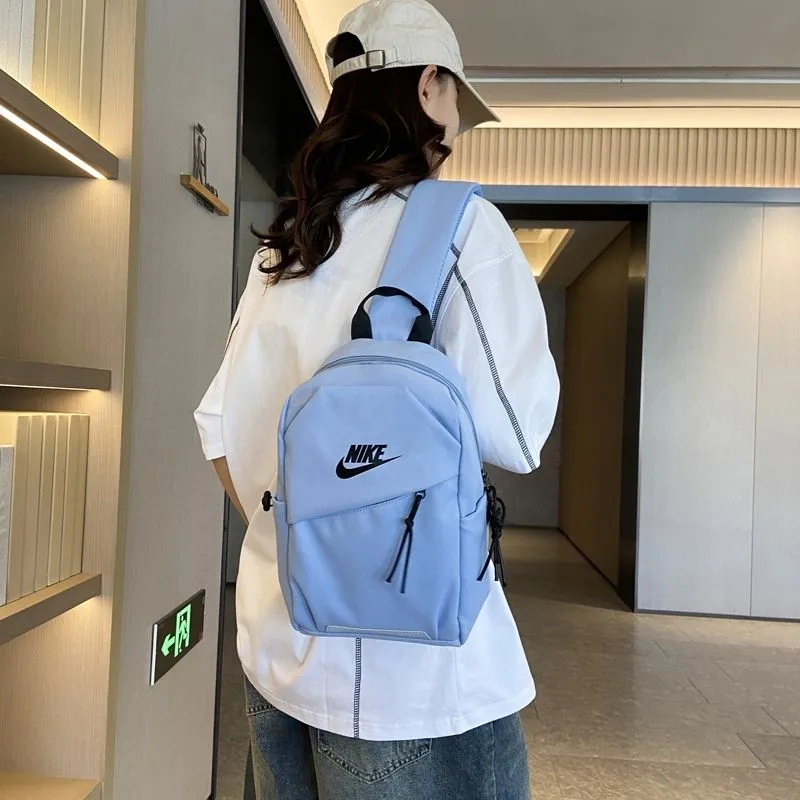 日常コーデに映える 外出時に安心感ある すっきり印象 多色選べる 実用 バッグ