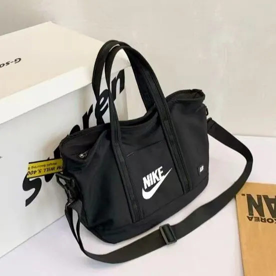 上品カジュアル 日常使いになじむ お出かけ気分を高める 実用 大容量 バッグ