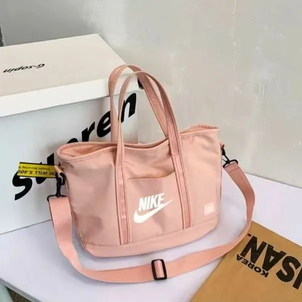 上品カジュアル 日常使いになじむ お出かけ気分を高める 実用 大容量 バッグ