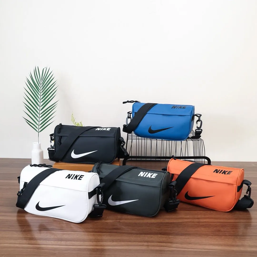 落ち着きある雰囲気 やさしい印象 開閉しやすい 長時間使用も快適 日常使い バッグ