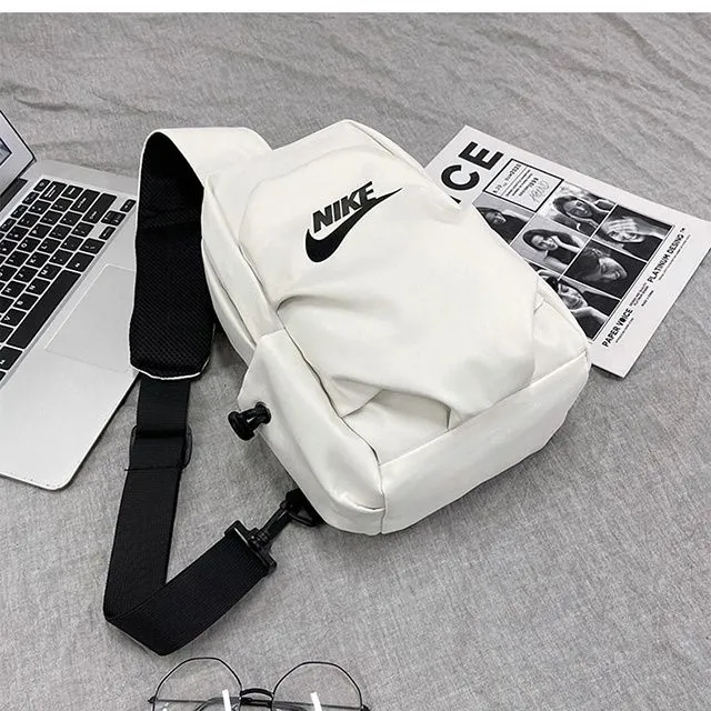 すっきり見え 軽やかムード 大人っぽさ漂う ナチュラル風 多色展開 気質いい バッグ