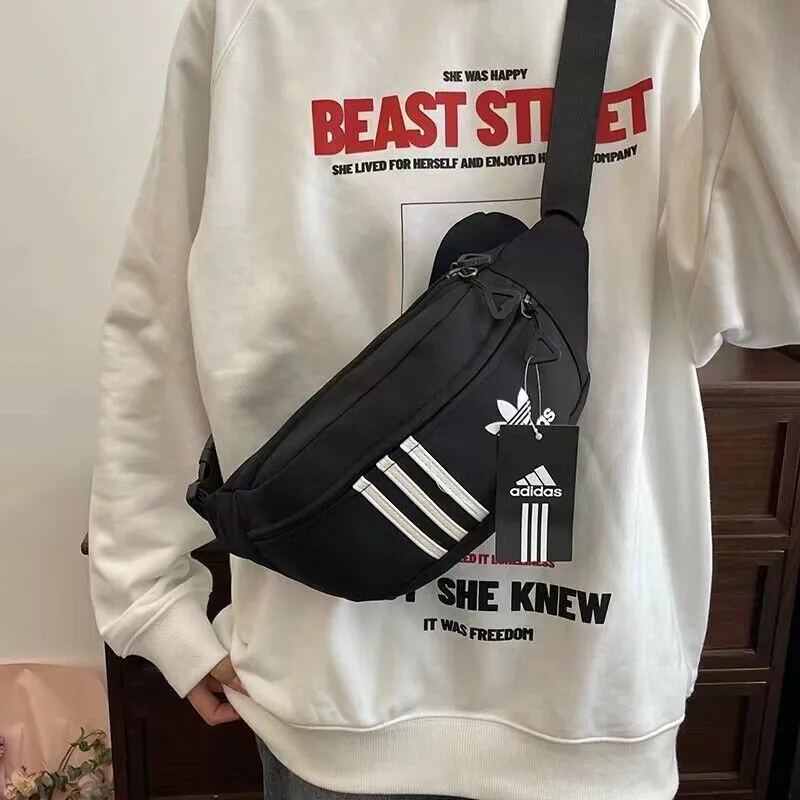 上質感ただよう 都会感演出する 穏やかな印象 斜め掛け仕様 軽量設計 バッグ